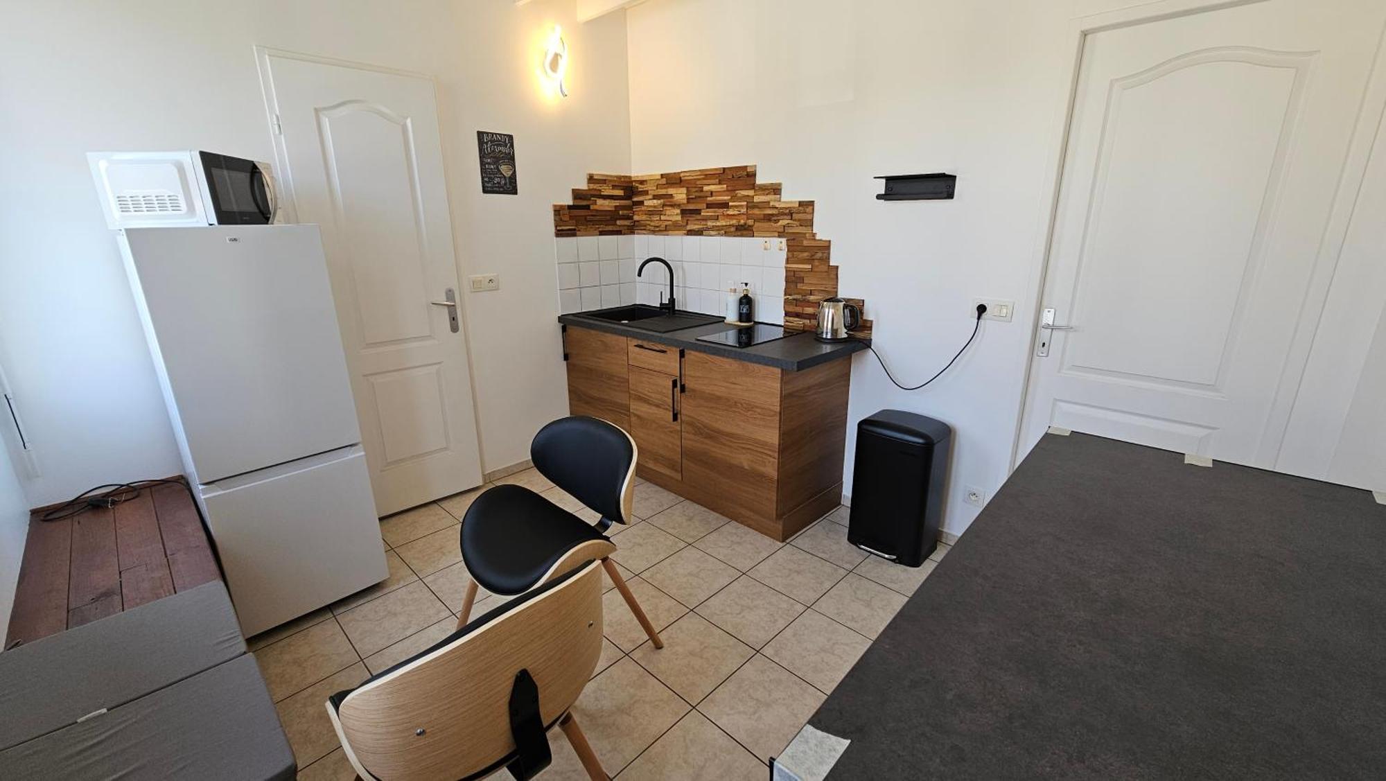Bed To Rent - Maison Calme Avec Jacuzzi Sous Supplement Бордо Екстериор снимка