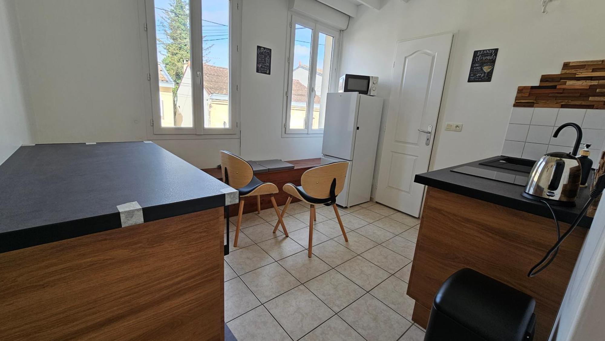 Bed To Rent - Maison Calme Avec Jacuzzi Sous Supplement Бордо Екстериор снимка