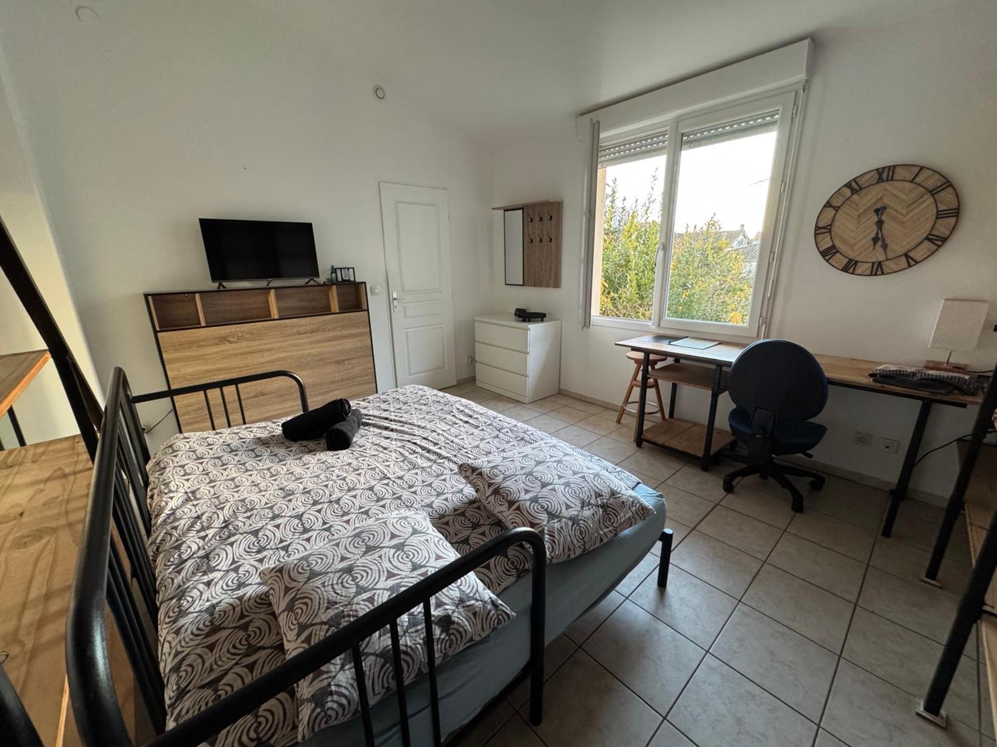 Bed To Rent - Maison Calme Avec Jacuzzi Sous Supplement Бордо Екстериор снимка